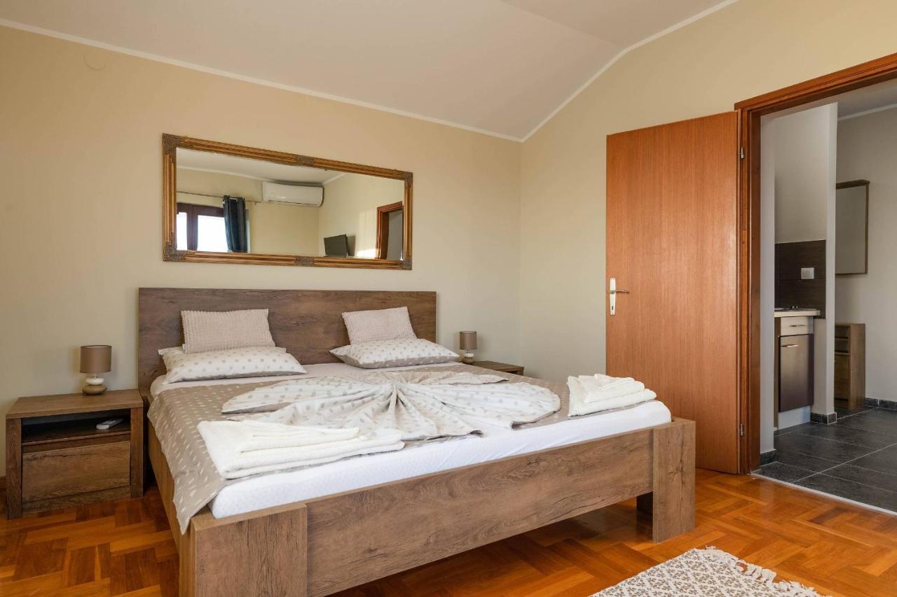 Villa Zorica Poreč Buitenkant foto