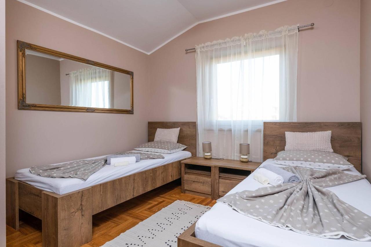 Villa Zorica Poreč Buitenkant foto