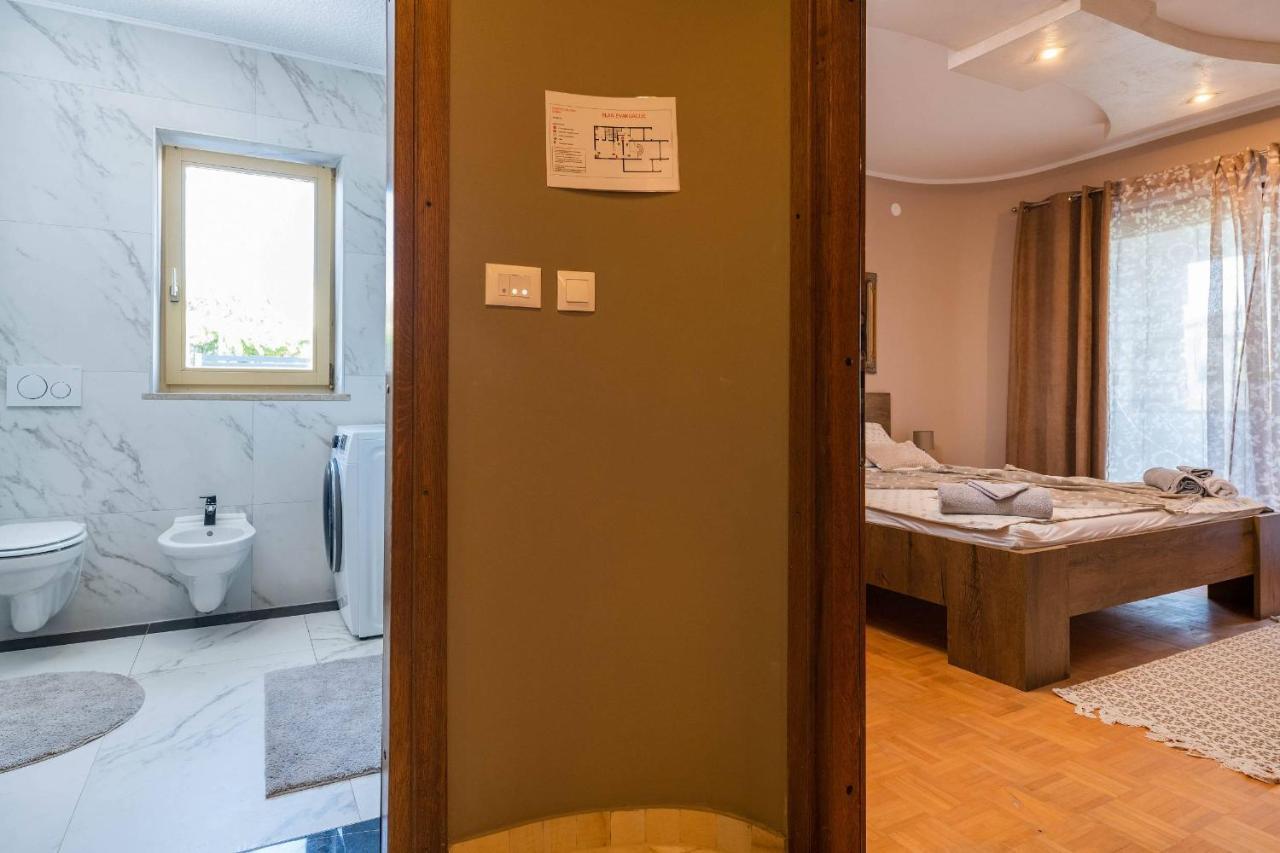 Villa Zorica Poreč Buitenkant foto