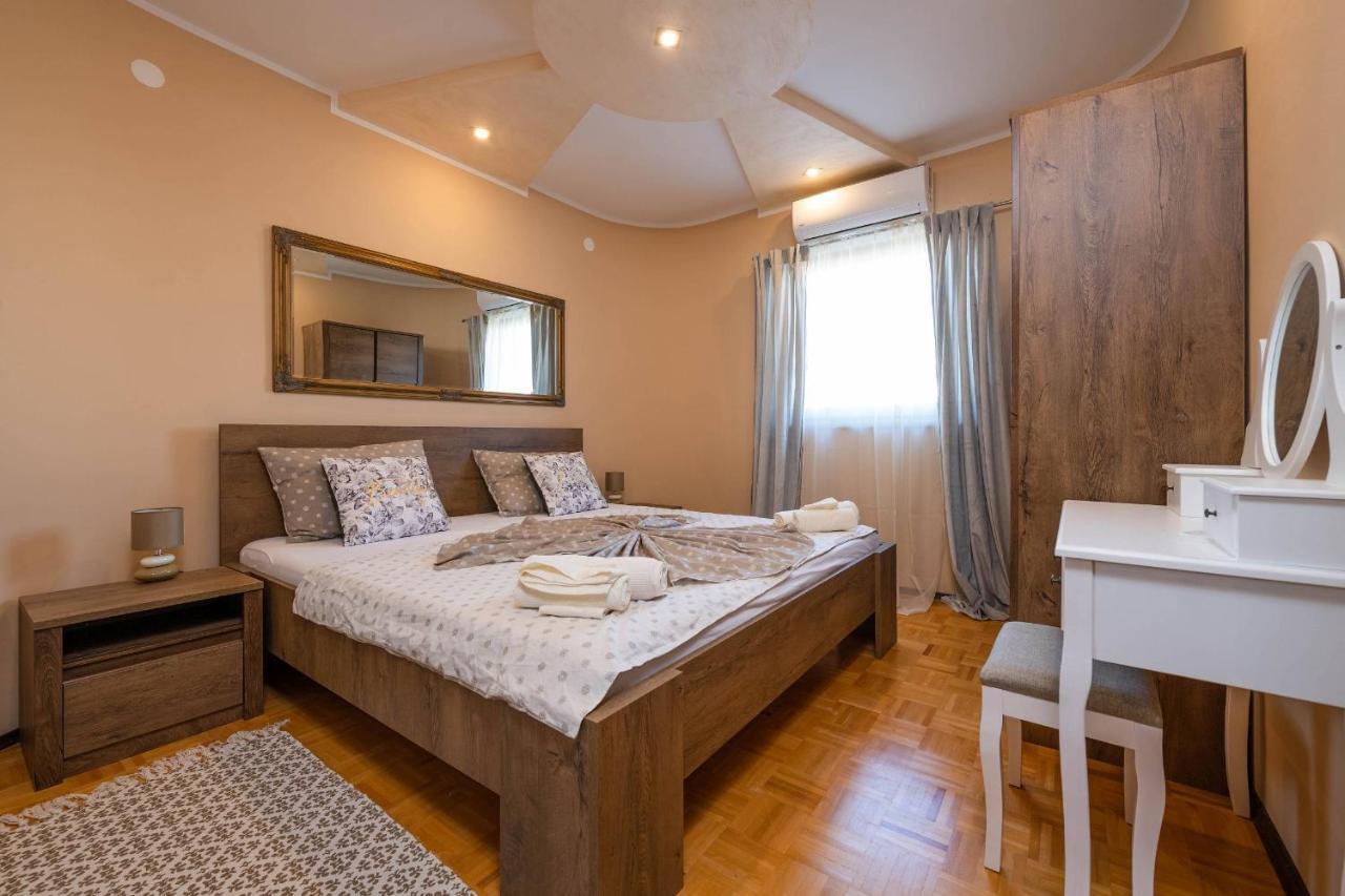 Villa Zorica Poreč Buitenkant foto